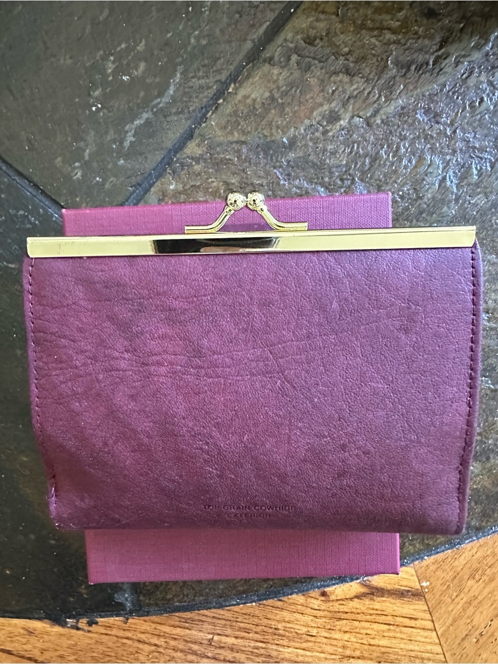 NEW Buxton Plum Leather Card & Wallet with Clasp - Picture 6 of 8